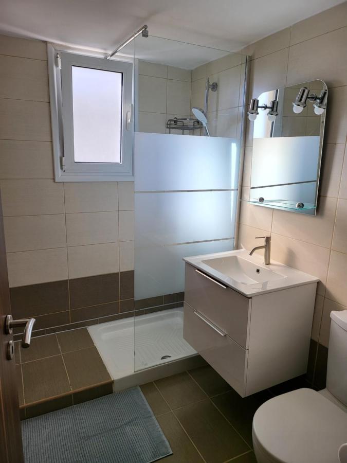 Takelena Apartments Лимасол Экстерьер фото