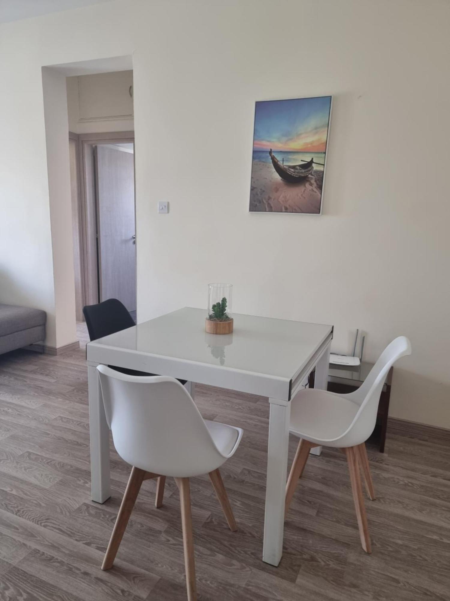 Takelena Apartments Лимасол Экстерьер фото