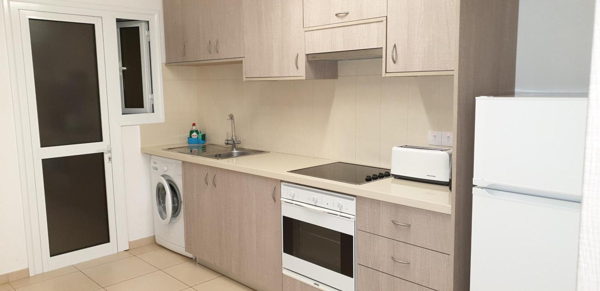 Takelena Apartments Лимасол Экстерьер фото