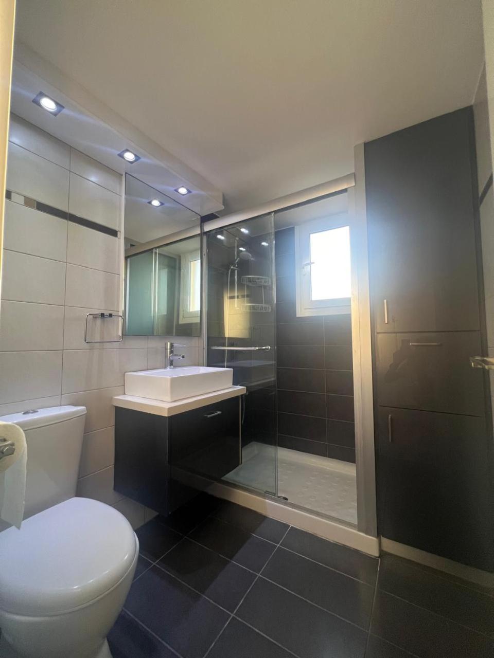 Takelena Apartments Лимасол Экстерьер фото