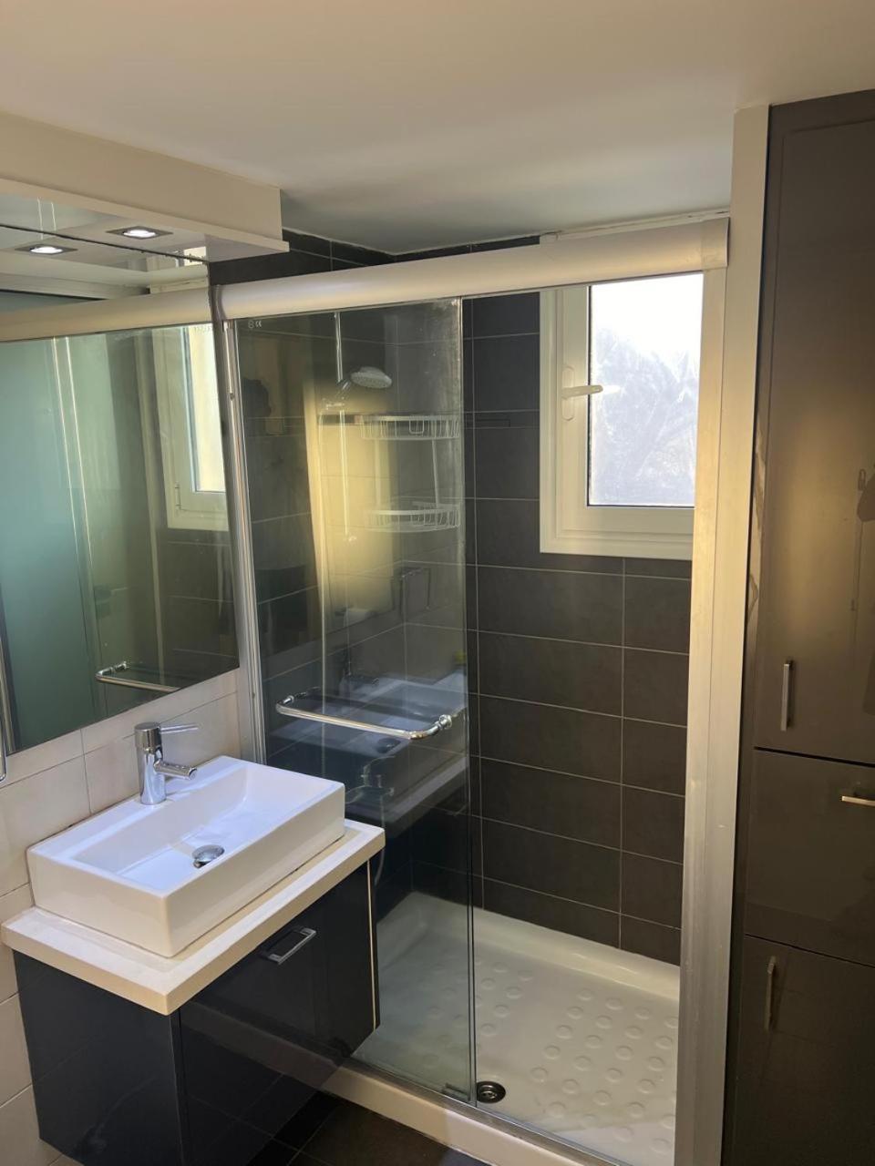 Takelena Apartments Лимасол Экстерьер фото