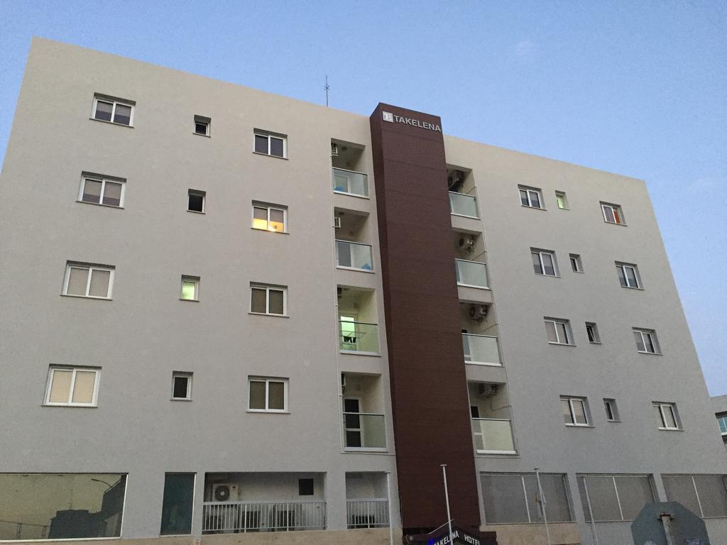 Takelena Apartments Лимасол Экстерьер фото