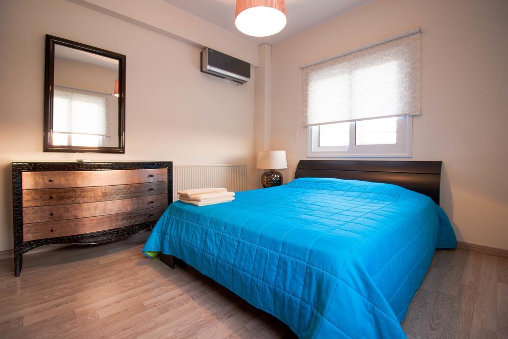 Takelena Apartments Лимасол Экстерьер фото