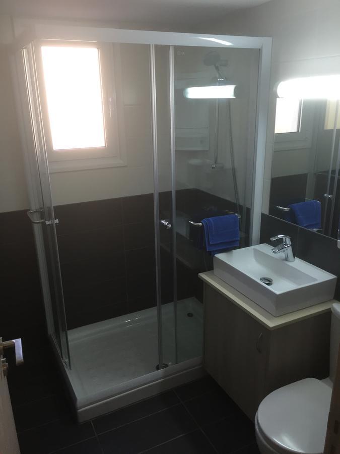 Takelena Apartments Лимасол Экстерьер фото